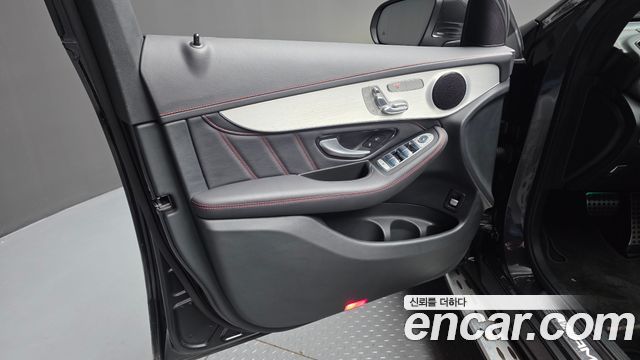 Mercedes-Benz GLC-Class 2022 — photo 14