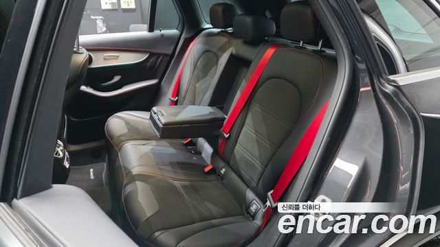 Mercedes-Benz GLC-Class 2022 — photo 16