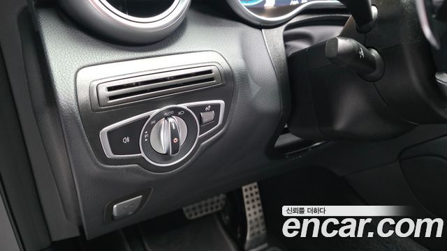 Mercedes-Benz GLC-Class 2022 — photo 26