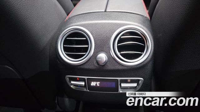 Mercedes-Benz GLC-Class 2022 — photo 27