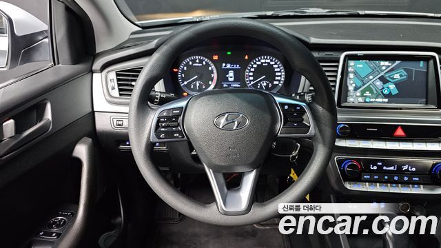 Hyundai Sonata 2018 — photo 19