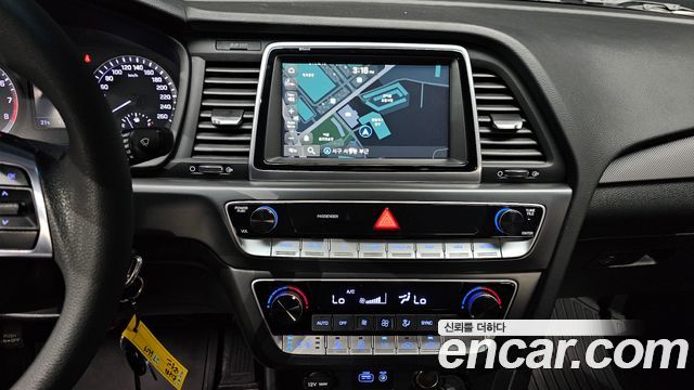 Hyundai Sonata 2018 — photo 20