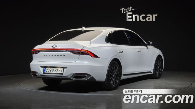 Hyundai Grandeur 2022 — photo 2