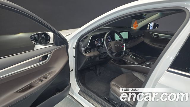 Hyundai Grandeur 2022 — photo 10