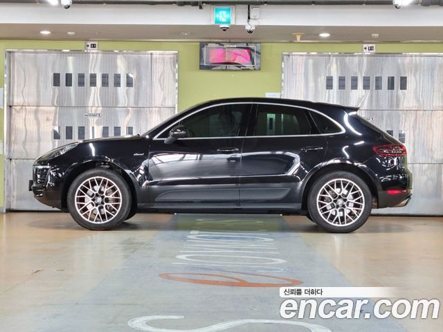 Porsche Macan 2017 — photo 2