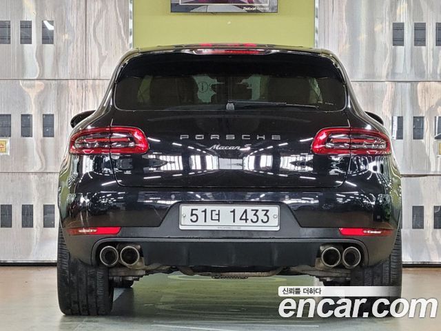 Porsche Macan 2017 — photo 4