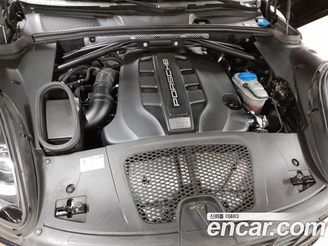 Porsche Macan 2017 — photo 6