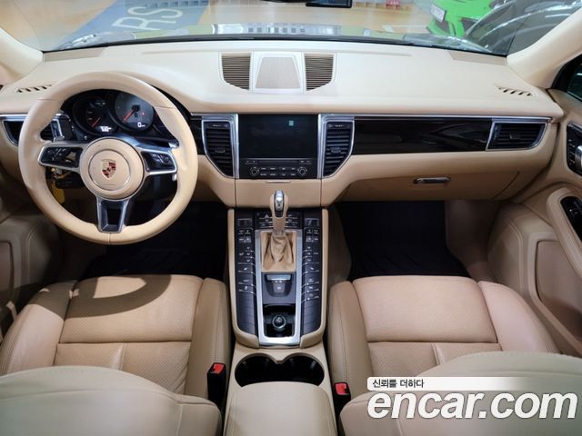 Porsche Macan 2017 — photo 7
