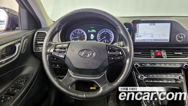 Hyundai Grandeur 2017 — photo 13