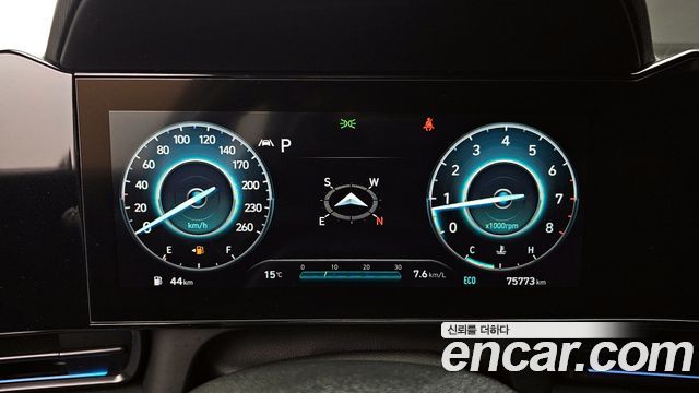 Hyundai AVANTE 2021 — photo 11