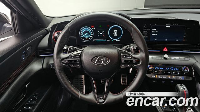 Hyundai AVANTE 2021 — photo 19