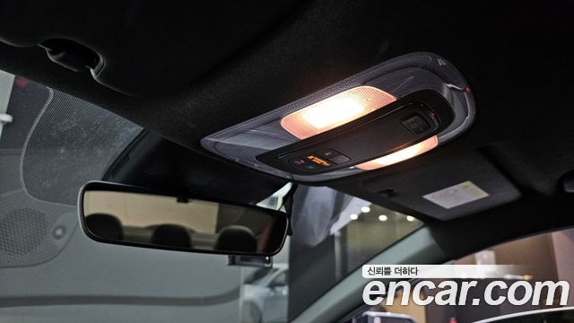 Hyundai AVANTE 2021 — photo 25
