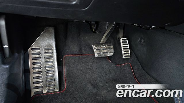 Hyundai AVANTE 2021 — photo 33
