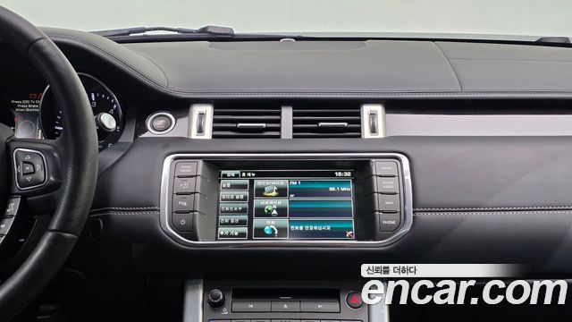 Land Rover Range Rover Evoque 2015 — photo 14