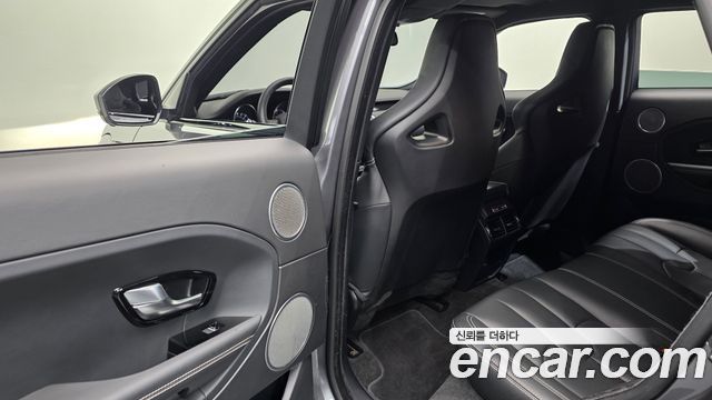 Land Rover Range Rover Evoque 2015 — photo 17