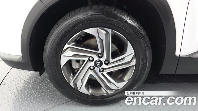 Hyundai Santafe 2022 — photo 5