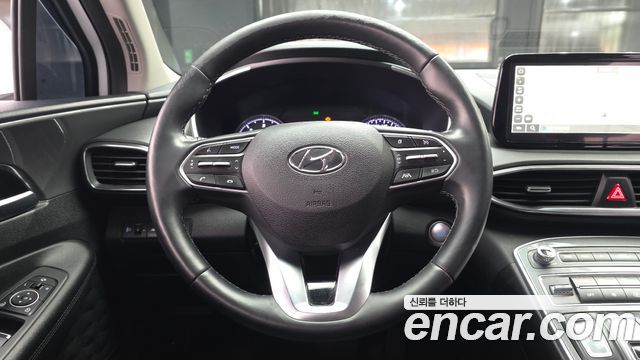 Hyundai Santafe 2022 — photo 13
