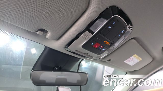 Hyundai Santafe 2022 — photo 17
