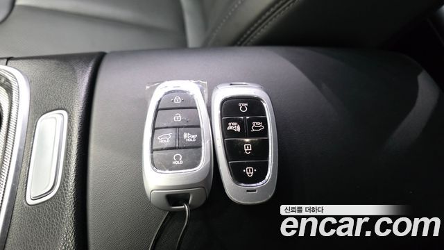 Hyundai Santafe 2022 — photo 19