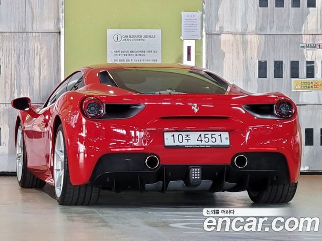 Ferrari 488 2018 — photo 5