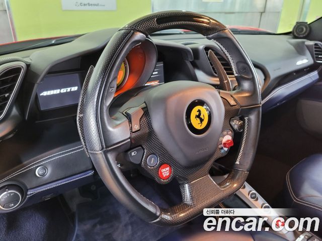 Ferrari 488 2018 — photo 12