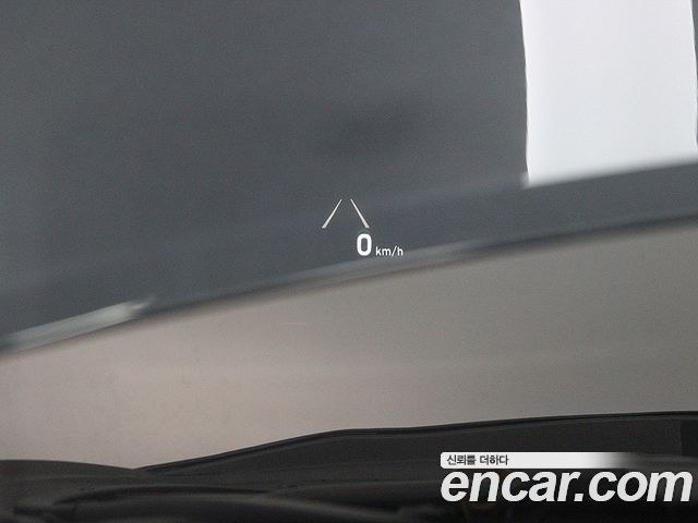 Genesis G80 2018 — photo 11