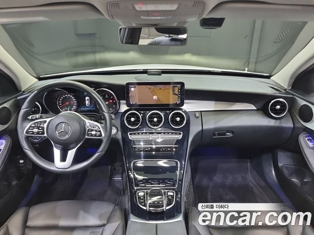 Mercedes-Benz C-Class 2020 — photo 8