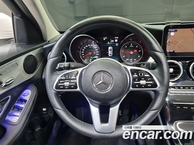 Mercedes-Benz C-Class 2020 — photo 9