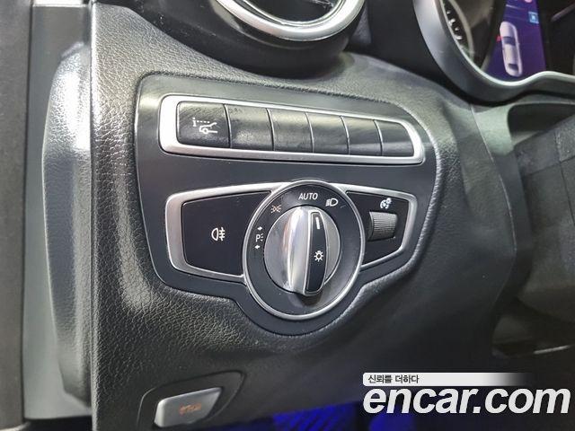 Mercedes-Benz C-Class 2020 — photo 15