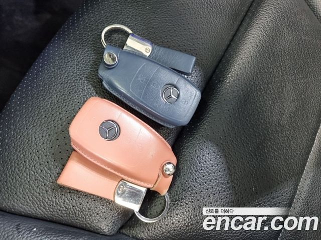 Mercedes-Benz C-Class 2020 — photo 18