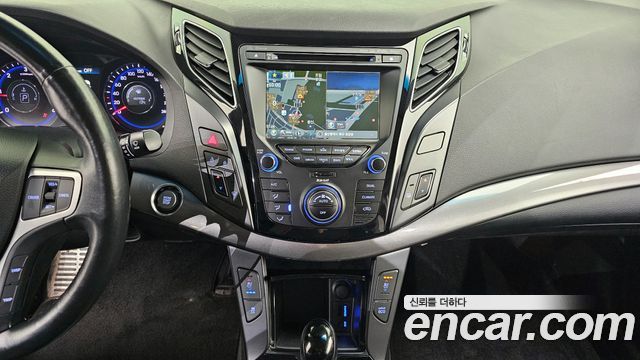 Hyundai i40 2014 — photo 14