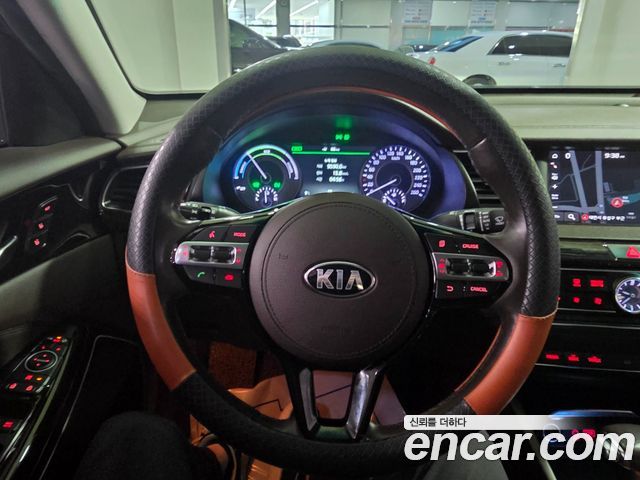 Kia K7 2017 — photo 12