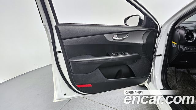 Kia K3 2021 — photo 14