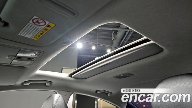 Hyundai AVANTE 2014 — photo 19