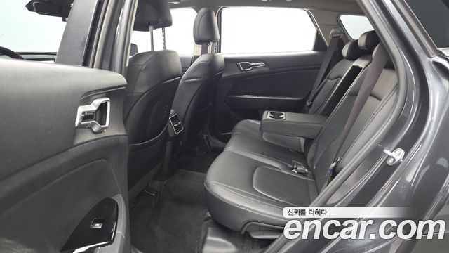 Kia Sportage 2023 — photo 12