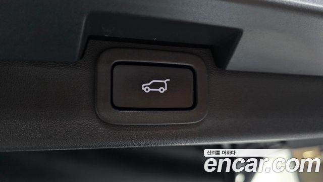 Land Rover Discovery 2020 — photo 20