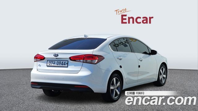 Kia K3 2016 — photo 2