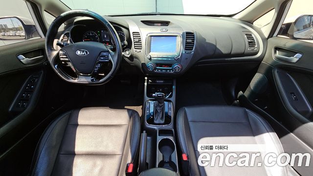 Kia K3 2016 — photo 7