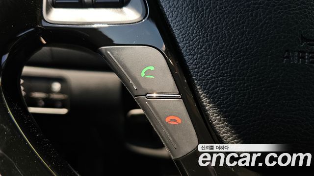 Kia K3 2016 — photo 14