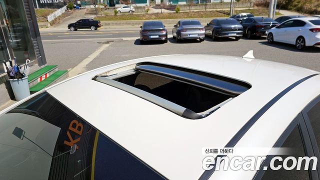 Kia K3 2016 — photo 19