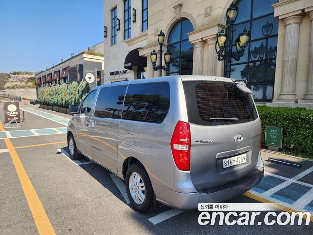 Hyundai Starex 2018 — photo 2