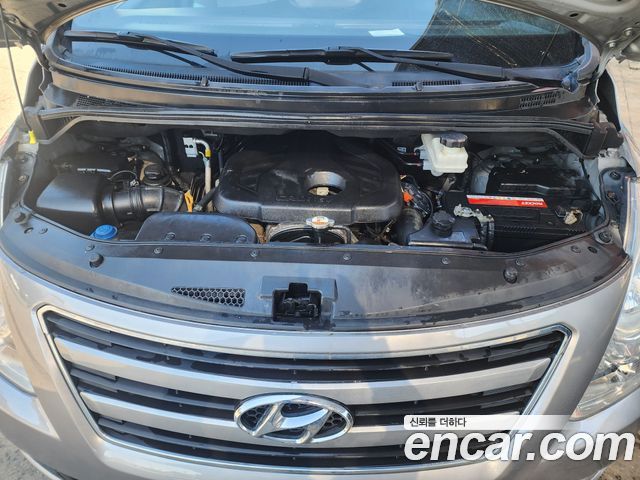 Hyundai Starex 2018 — photo 6