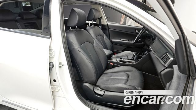 Kia K5 2020 — photo 12