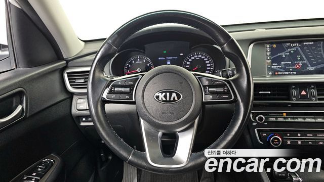 Kia K5 2020 — photo 13