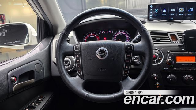 KG Mobility KORANDO 2014 — photo 13