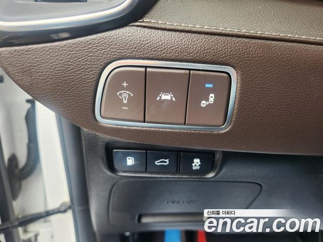Hyundai Grandeur 2018 — photo 16