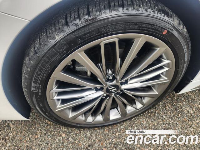 Hyundai Grandeur 2018 — photo 19