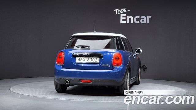 Mini Cooper 2017 — photo 4
