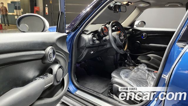 Mini Cooper 2017 — photo 10