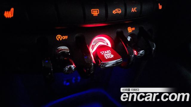 Mini Cooper 2017 — photo 17